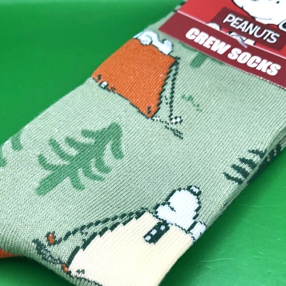 Lot of 3 Cartoon Crew Socks Peanuts Snoopy Disney Mickey Looney Tunes Bugs Bunny - Picture 10 of 15